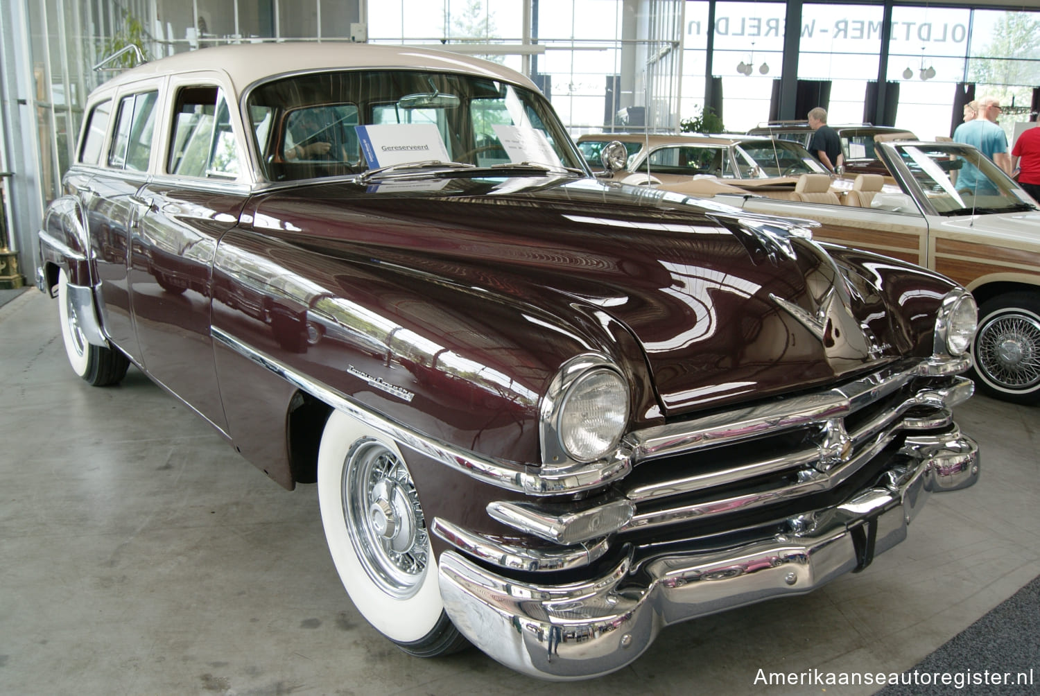 Chrysler New Yorker uit 1953